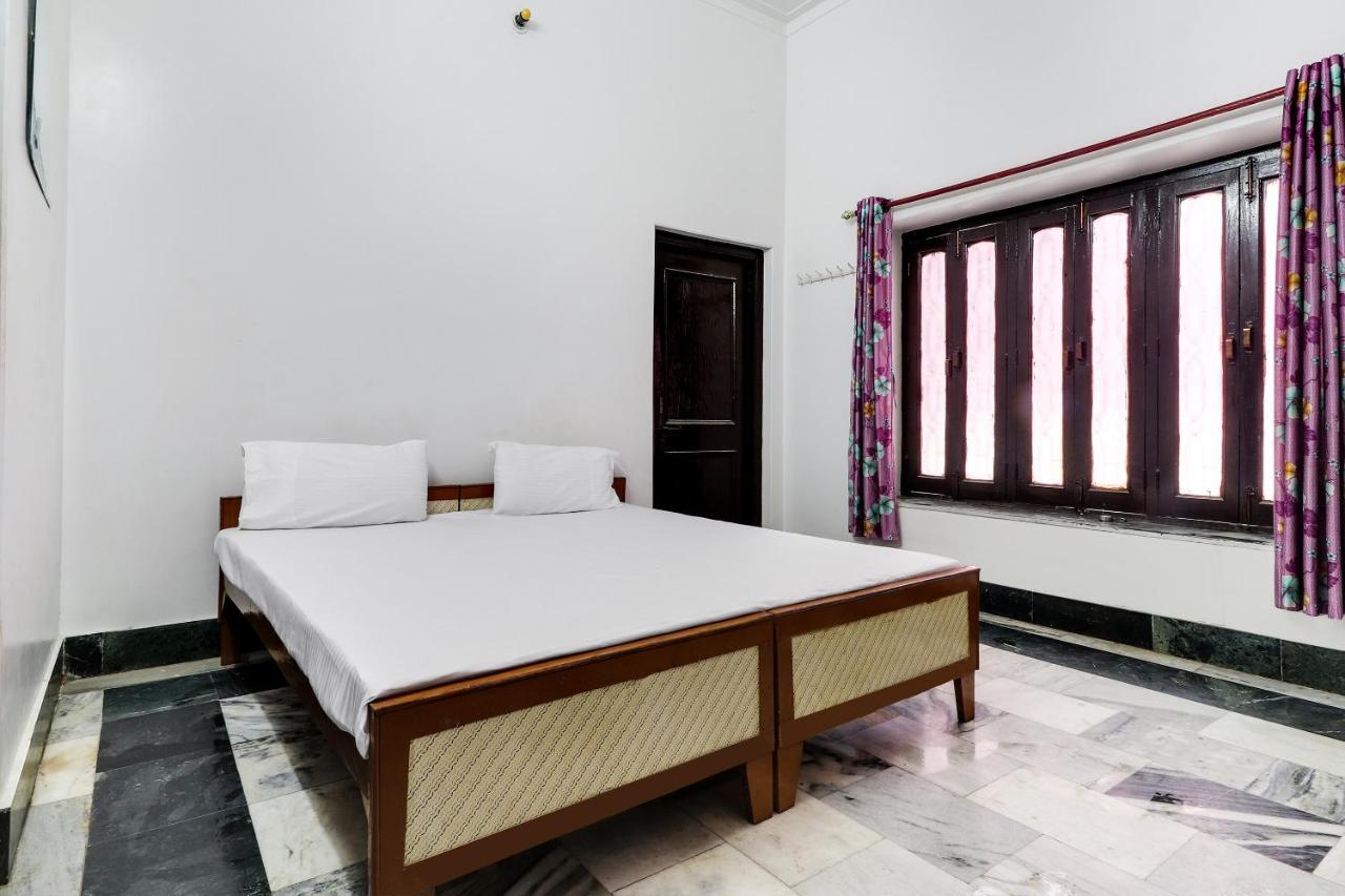 Ayodhya Hotel O Hanuman Bagh מראה חיצוני תמונה