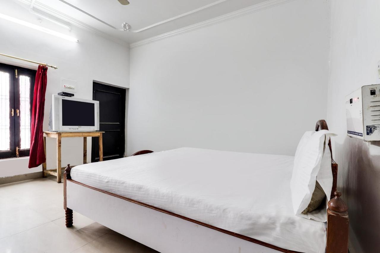 Ayodhya Hotel O Hanuman Bagh מראה חיצוני תמונה