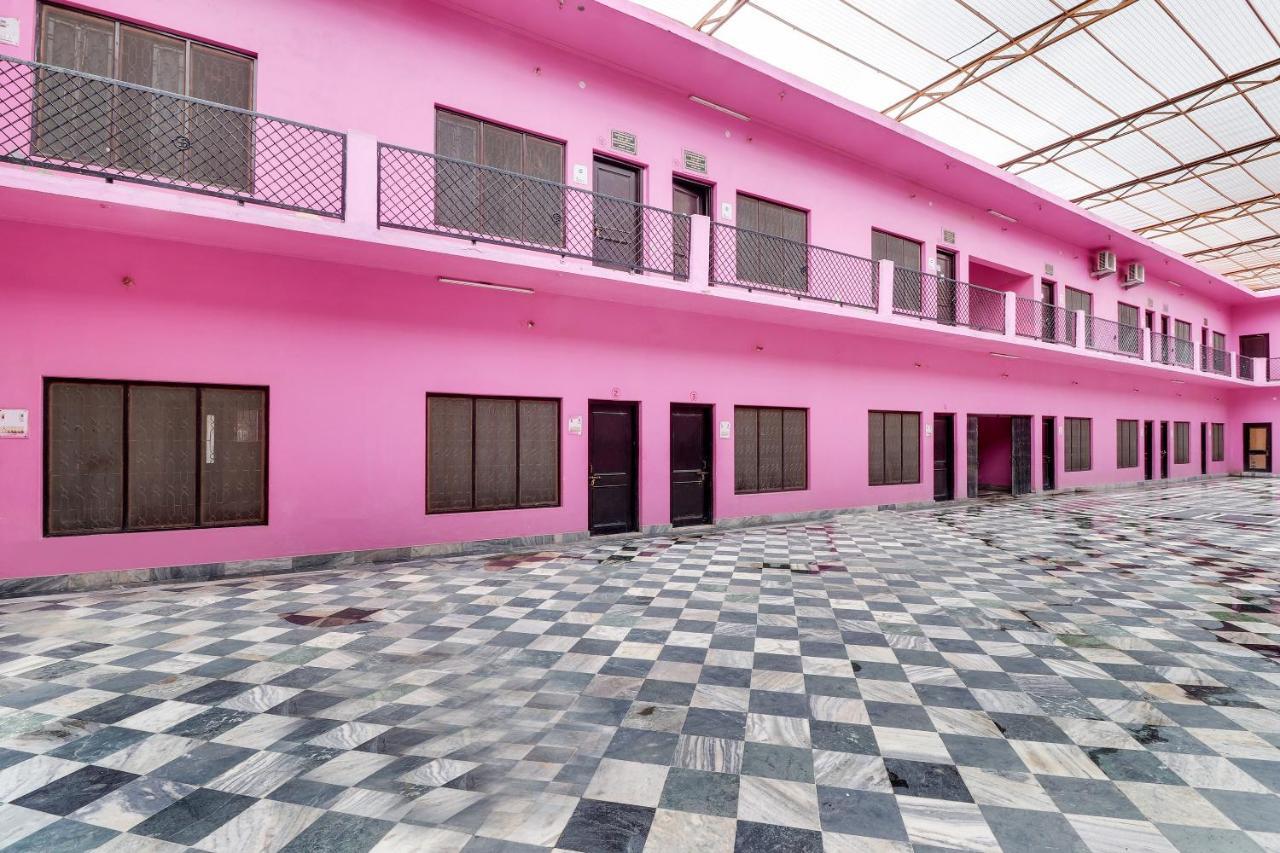 Ayodhya Hotel O Hanuman Bagh מראה חיצוני תמונה