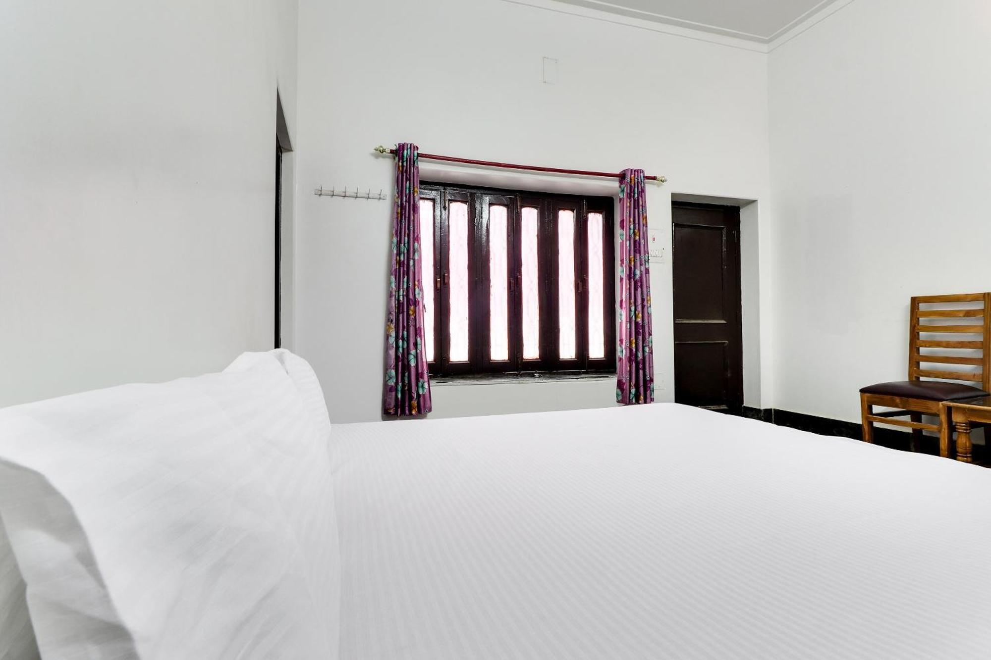 Ayodhya Hotel O Hanuman Bagh מראה חיצוני תמונה